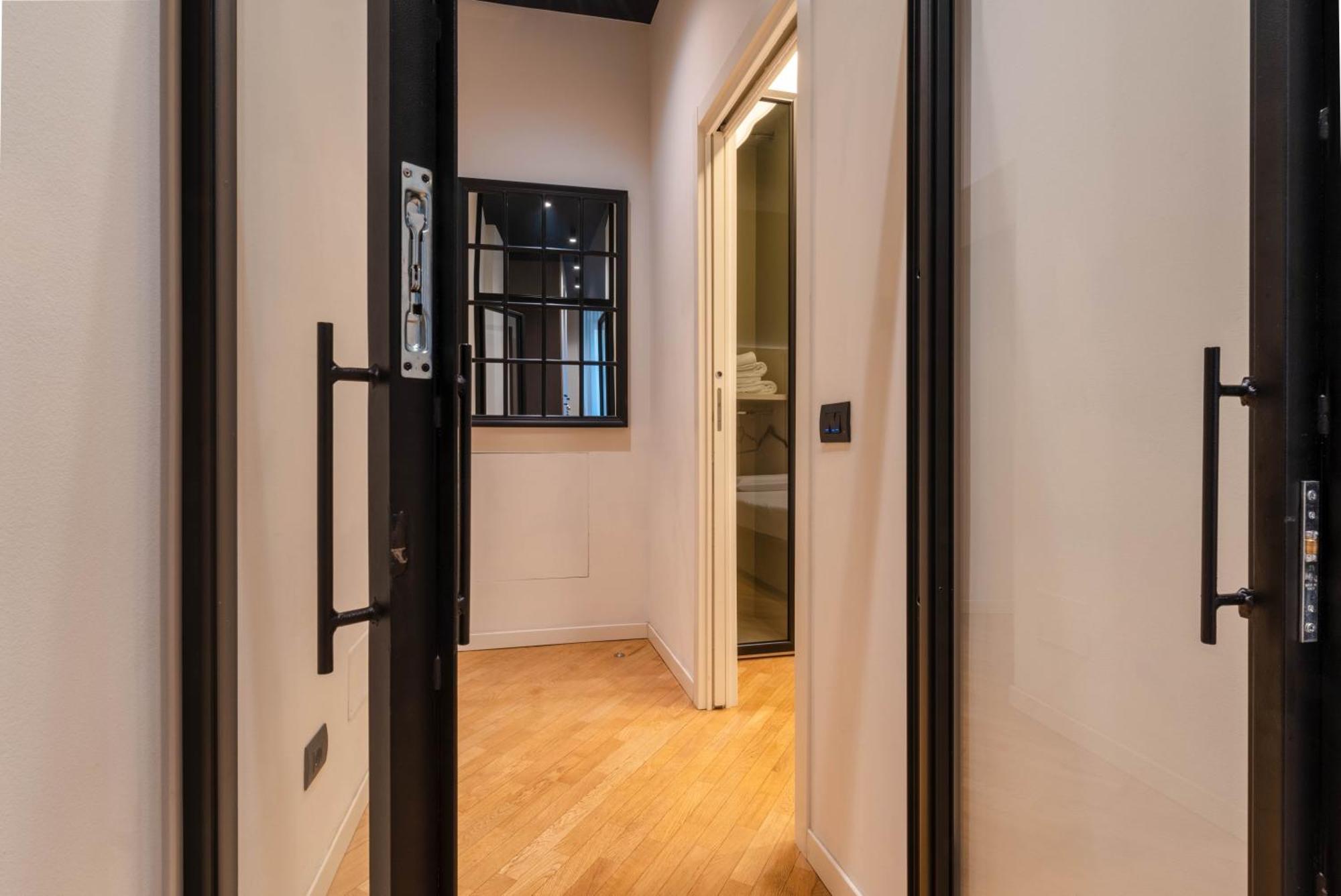 Moscovapremiumapartment In Brera มิลาน ภายนอก รูปภาพ